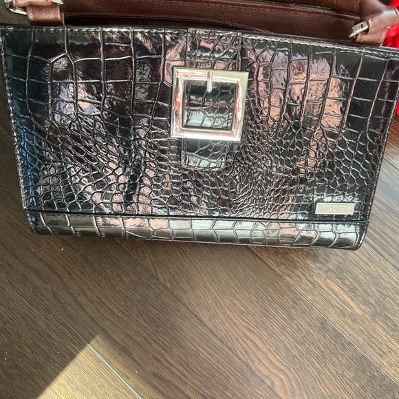 A assortment of handbags all❤️ as is ❤️and various colours and styles as shown - Picture 8 of 17